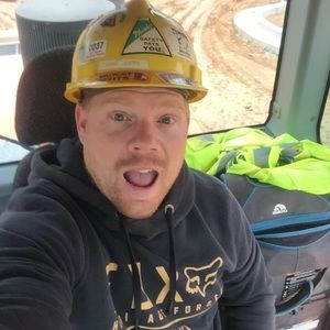 Meet your Posher, Corey